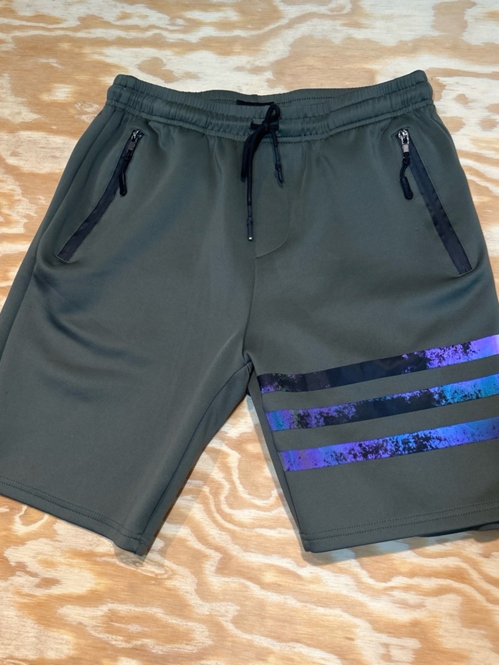 Men's Olive Athletic Shorts with Iridescent Accent